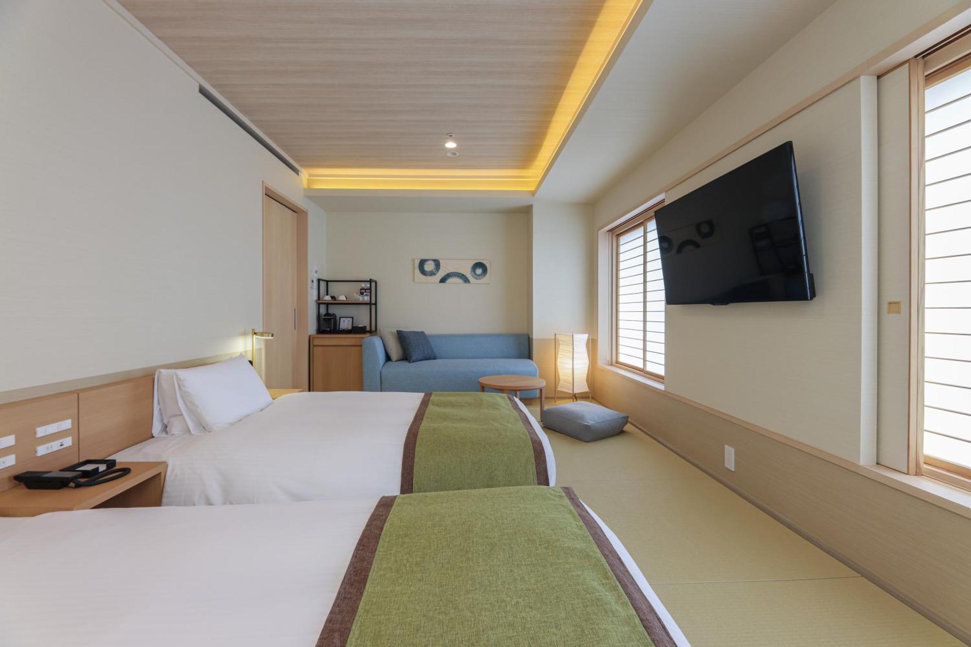 Bayside Hotel Azur Takeshiba Tokyo Exterior photo