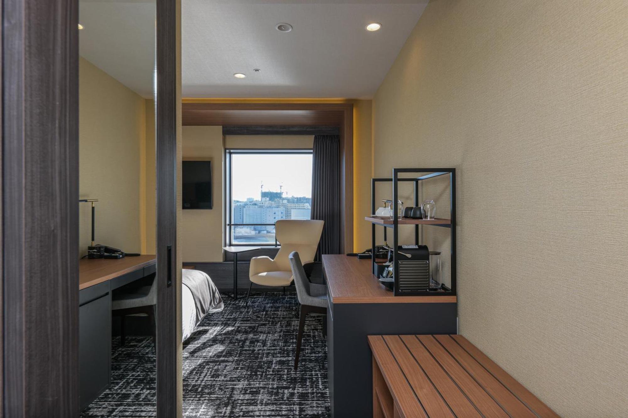 Bayside Hotel Azur Takeshiba Tokyo Exterior photo