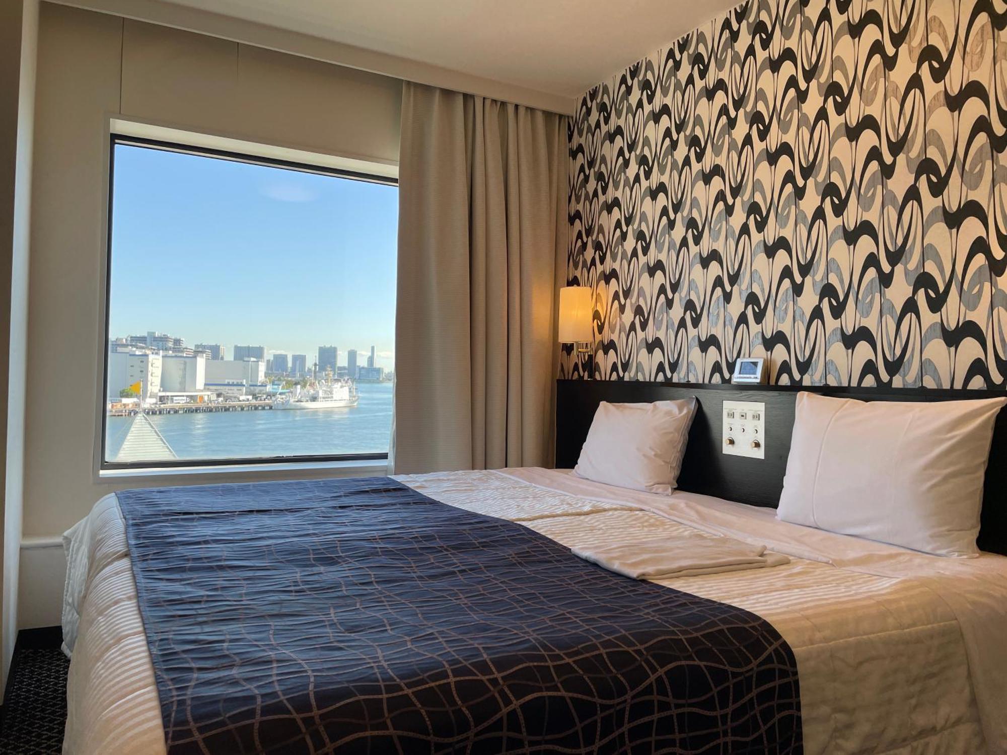 Bayside Hotel Azur Takeshiba Tokyo Exterior photo