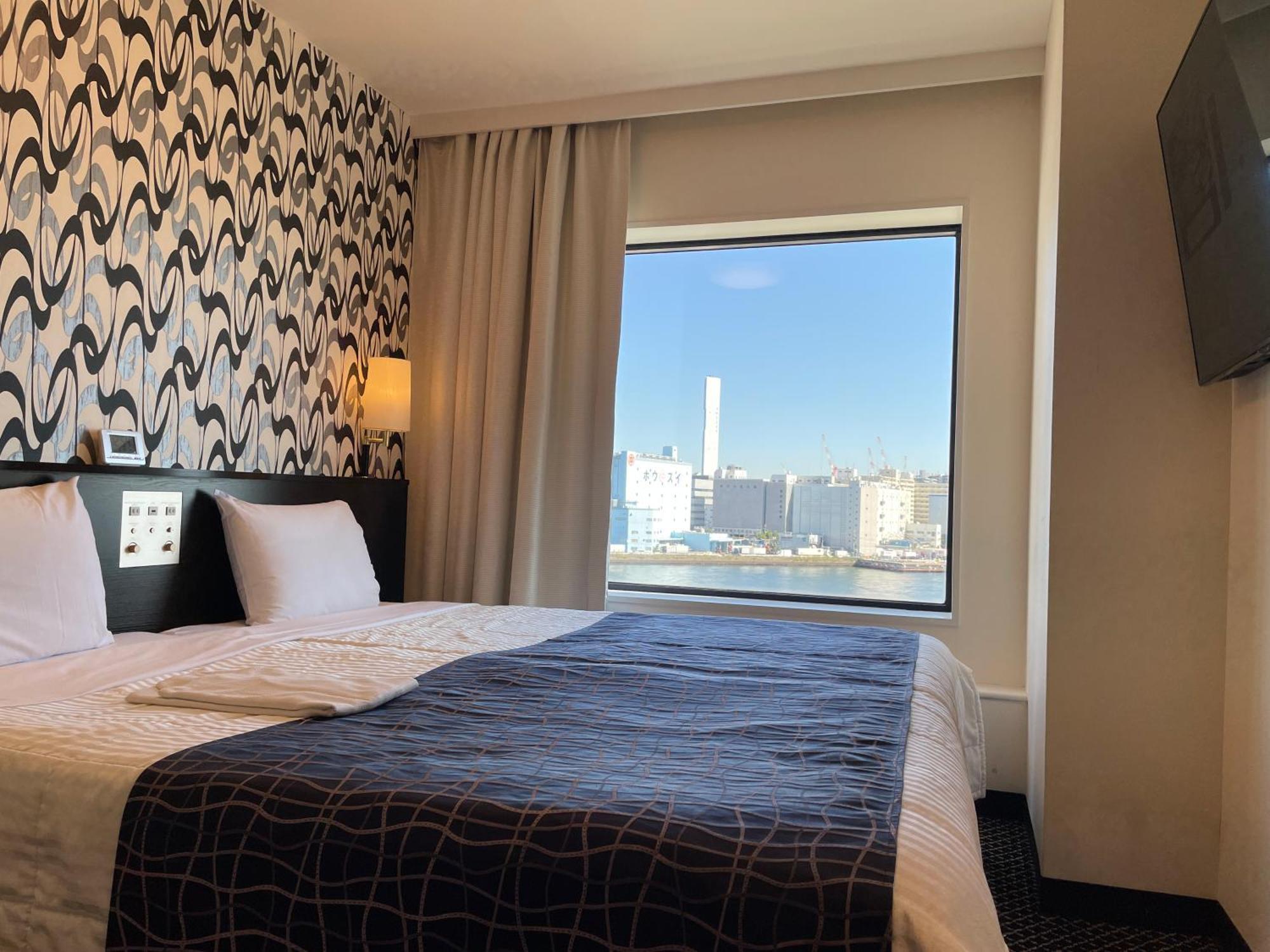Bayside Hotel Azur Takeshiba Tokyo Exterior photo