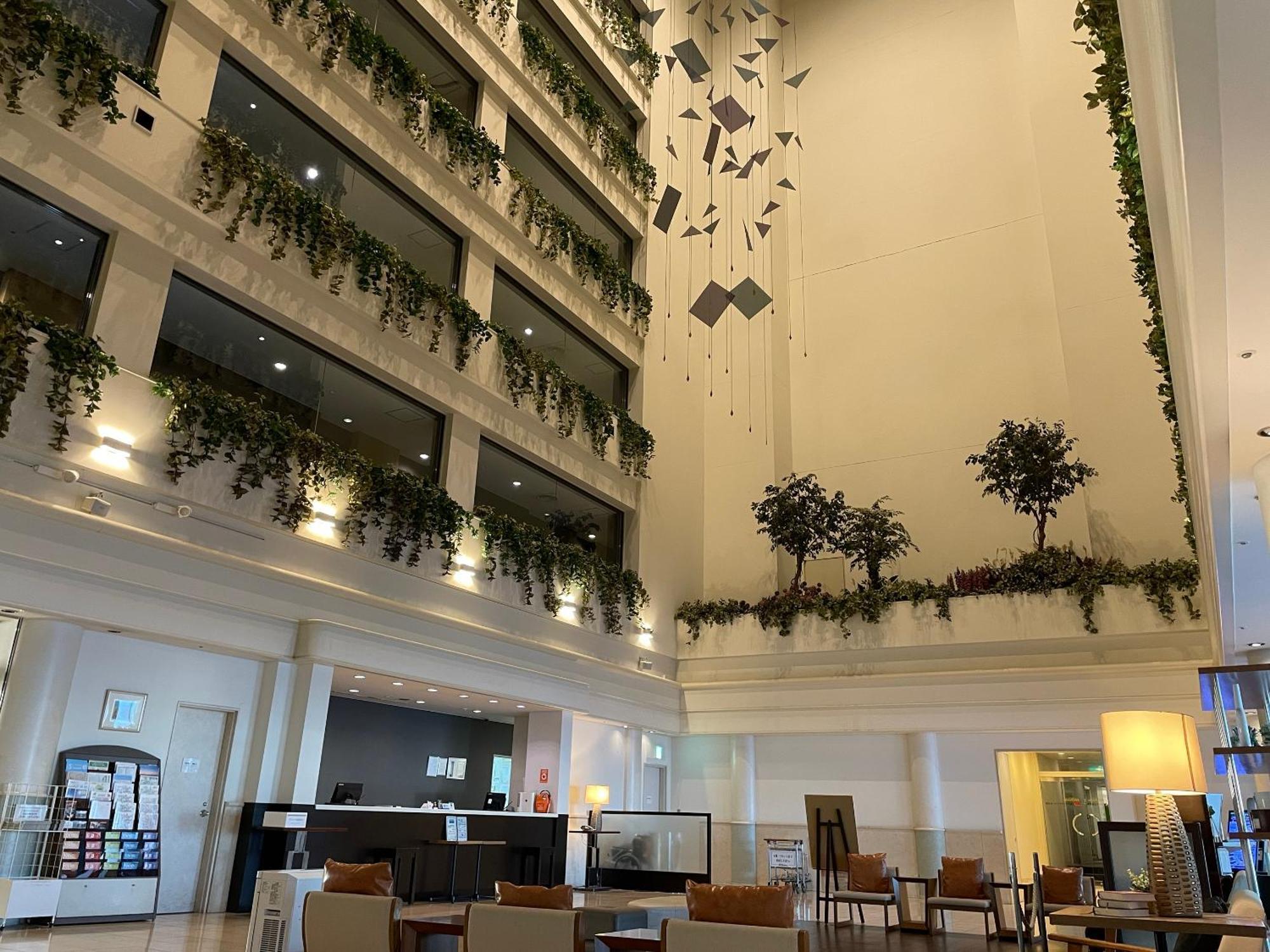 Bayside Hotel Azur Takeshiba Tokyo Exterior photo